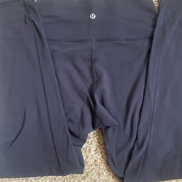 Lululemon wonder under bundle - Picture 3 of 6